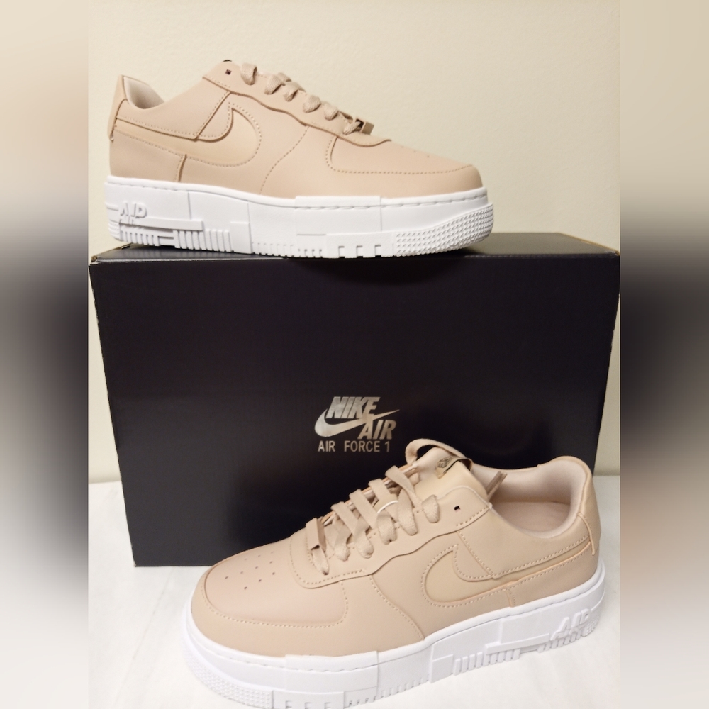 Nike Air Force 1 Pixel (W)